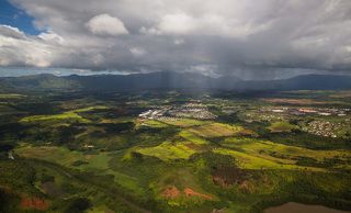 3.	В природных декорациях Кауаи было снято множество фильмов и телешоу, съемки одного из которых довелось наблюдать и мне.
