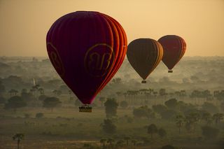 Баган на рассвете.