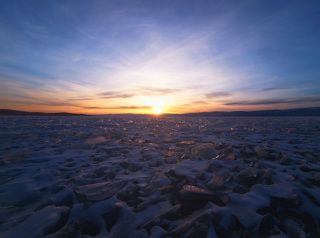 Спускаемся на лед.
