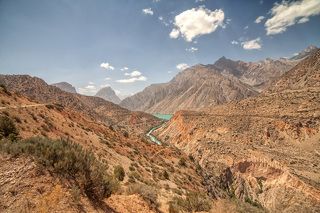 Цель назначения вдалеке