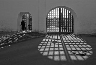 Выход где-то рядом