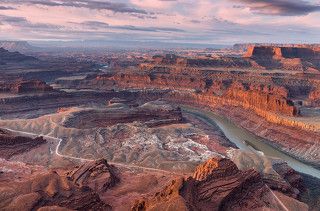 Восход солнца в Каньоне Мертвой Лошади