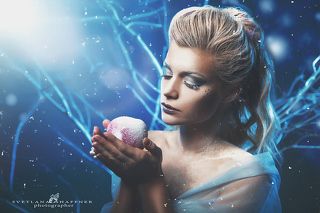 Md Svetlana
Style :  Svetlana Shaffner
Location: Photostudio-Fly
Photo:Svetlana Shaffner