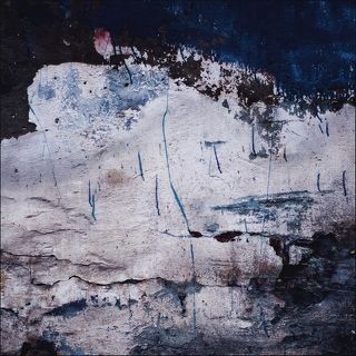 Хлесткие капли скупого дождя.