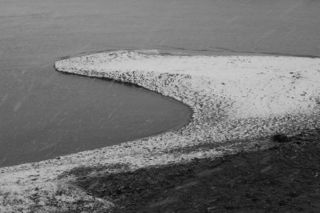 Берег Кубани в этом месте все время меняет свою форму