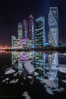 Штиль, идеально отзеркалило.