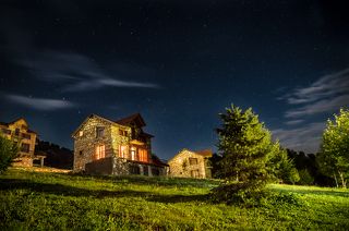 Тиха и живописна ночь... но сало надо перепрятать