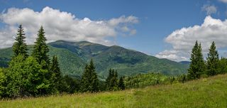 Курится Блызныця