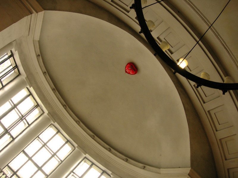 сердце, высоко, летящее Под Куполомphoto preview