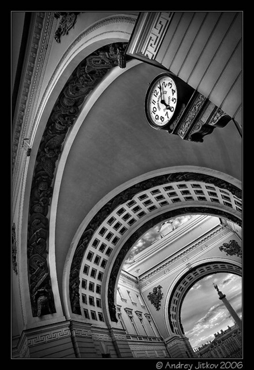 6:08 am. Автор: Андрей Житков питер, дворцовая, утро, часы, photohunter, Андрей Житков