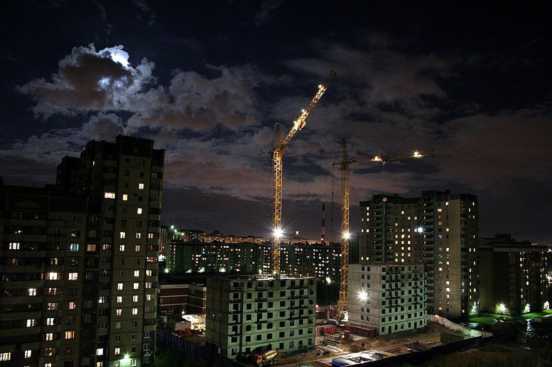 кран, новостройка, луна Краны под лунойphoto preview