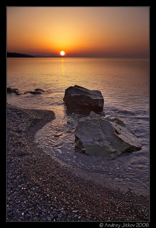 крым, рассвет, солнце, море, лучи, камни, photohunter Над морем солнце вставало..photo preview