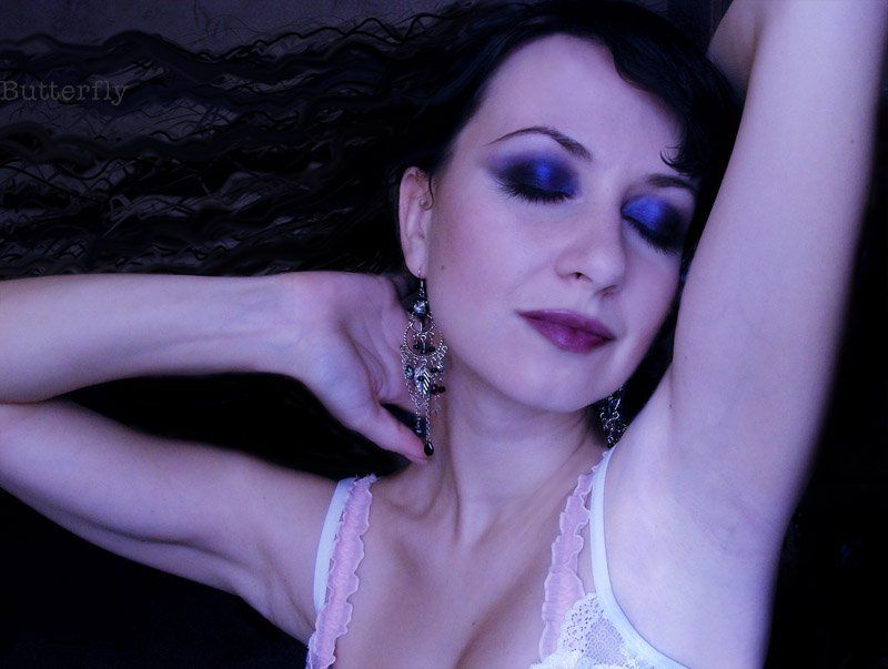 автопортрет может индиго?photo preview