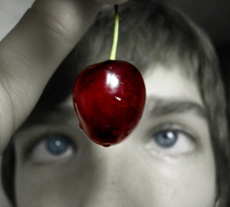 зимой, не, продают, черешню Авитаминозphoto preview