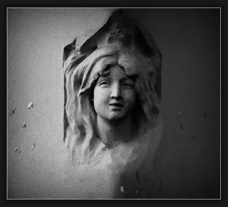 город, барельеф, стена, она заколдованные...photo preview