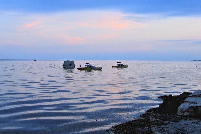 рассвет, катамараны, катер, море Синий рассвет. Последние минуты сна ....photo preview