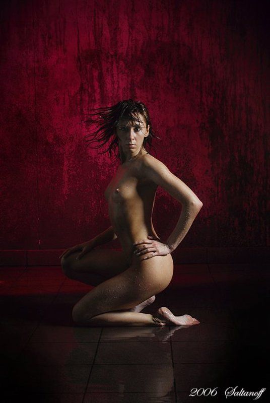 Движение, красота, вода, статика, девушка, ню Статика.photo preview