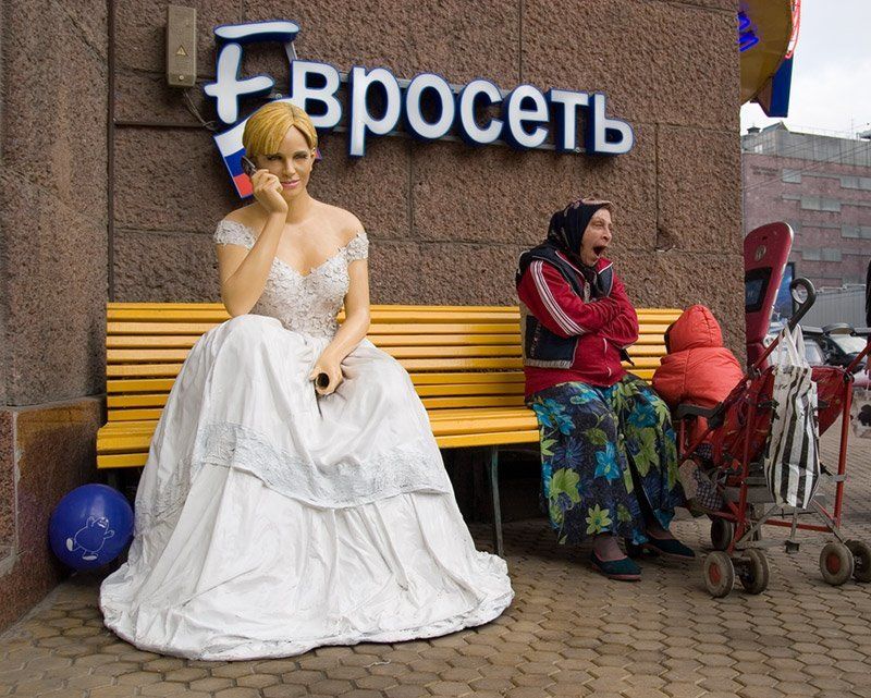 Москва, Тверская, манекен, скамейка, mju Тариф \