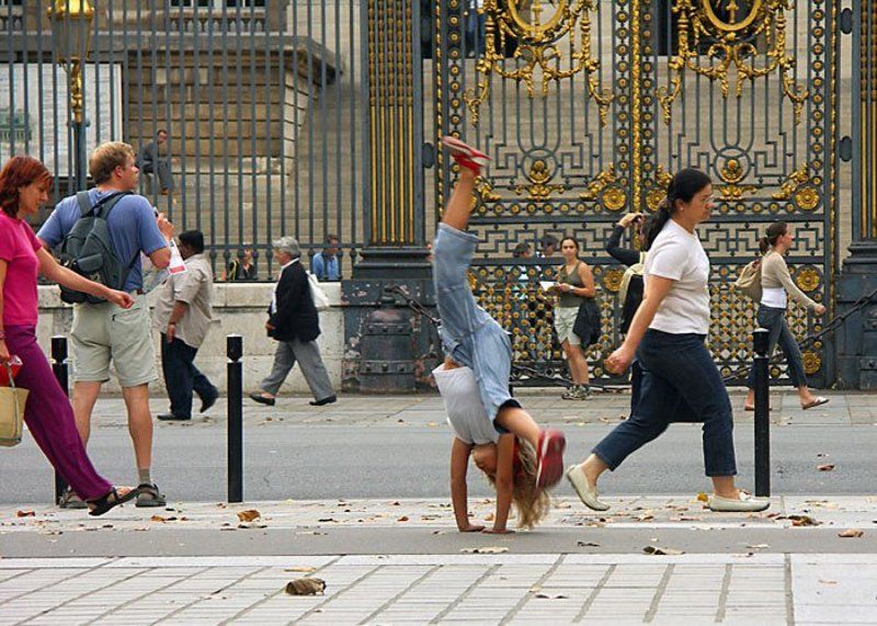 Париж А вот попробуй, удиви...photo preview