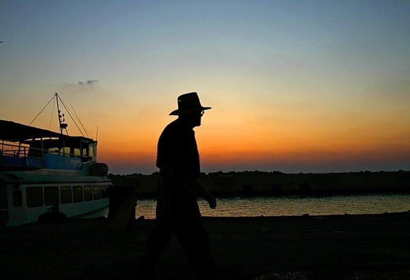 IgalSc, маяк, настроение, закат Walking on a sunset фото превью