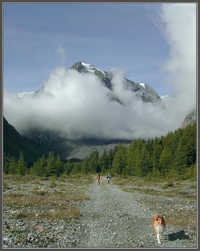горы , камни Возвращение фото превью