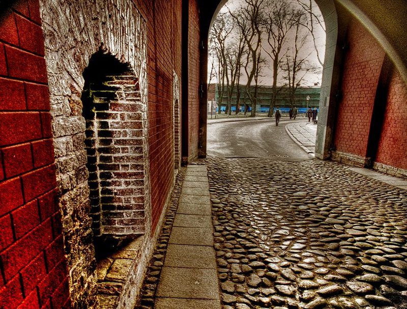 крепость,вход,СПб Тропинка на камнях.photo preview
