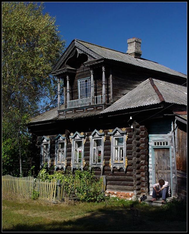 деревня дом мужик полдень лето Деревенский полдень ...photo preview