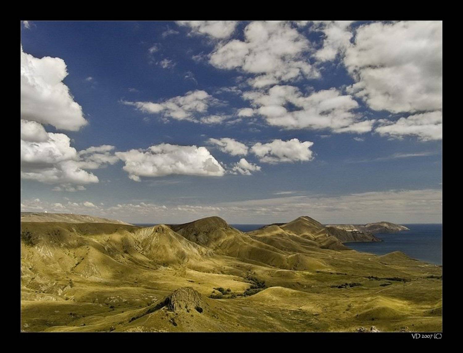 Замшевые холмы. Автор: Виктор Державин осень Крым, Виктор Державин