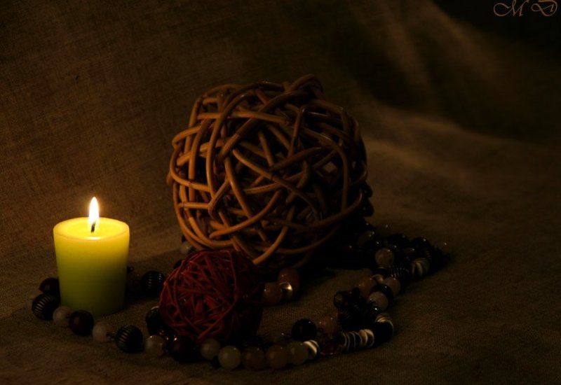 натюрморт, шар, свеча ,ткань Тихо и Теплоphoto preview