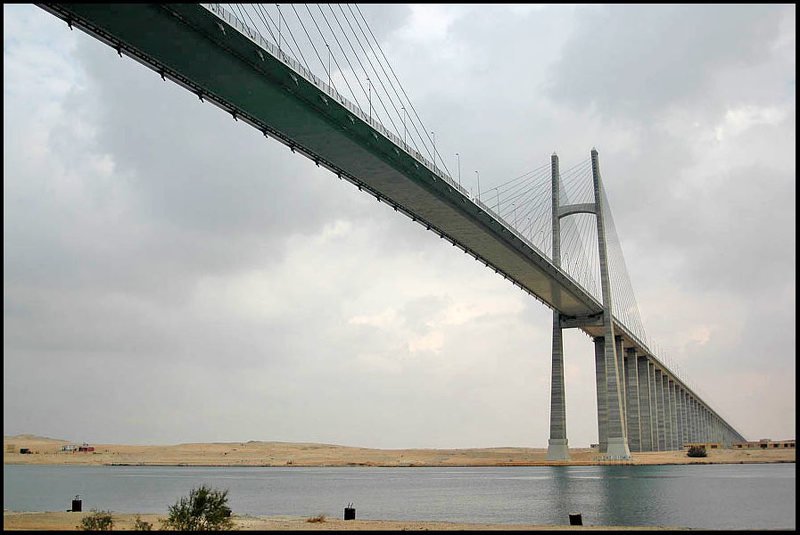 Мост через Суэцкий канал Мост через Суэцкий каналphoto preview