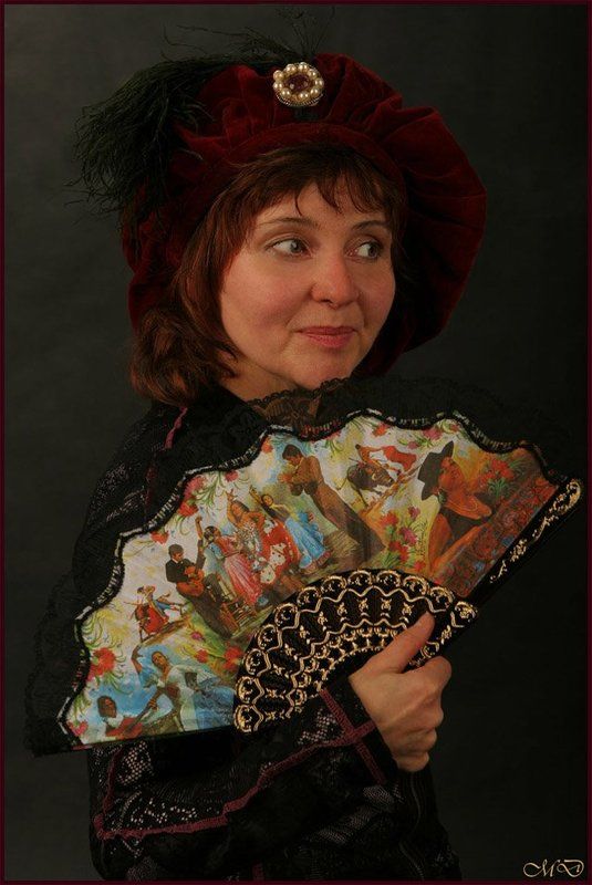 женщина,веер,шляпа,портрет Жизнь - театрphoto preview