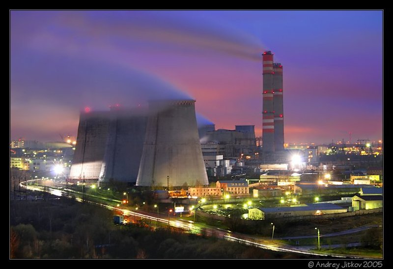 москва, очаково, трубы, дым, закат, photohunter Поздний закат в индустриальном городе.. фото превью