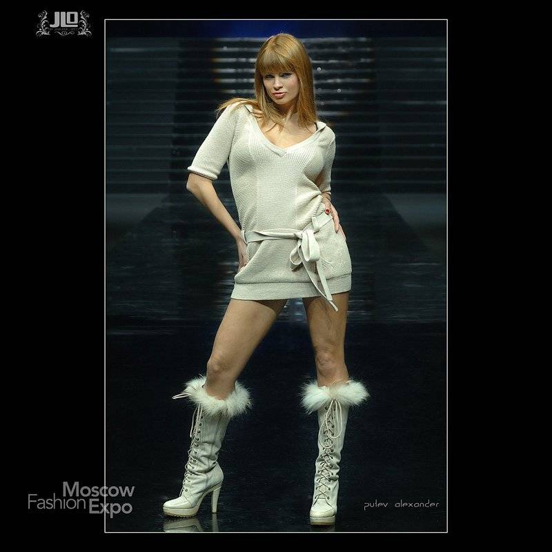 «by J-Lo .....». Автор: Александр Путев by J-Lo,MOSCOW,FASHION,EXPO,2007,Путев,Jennifer,Lopez, Александр Путев