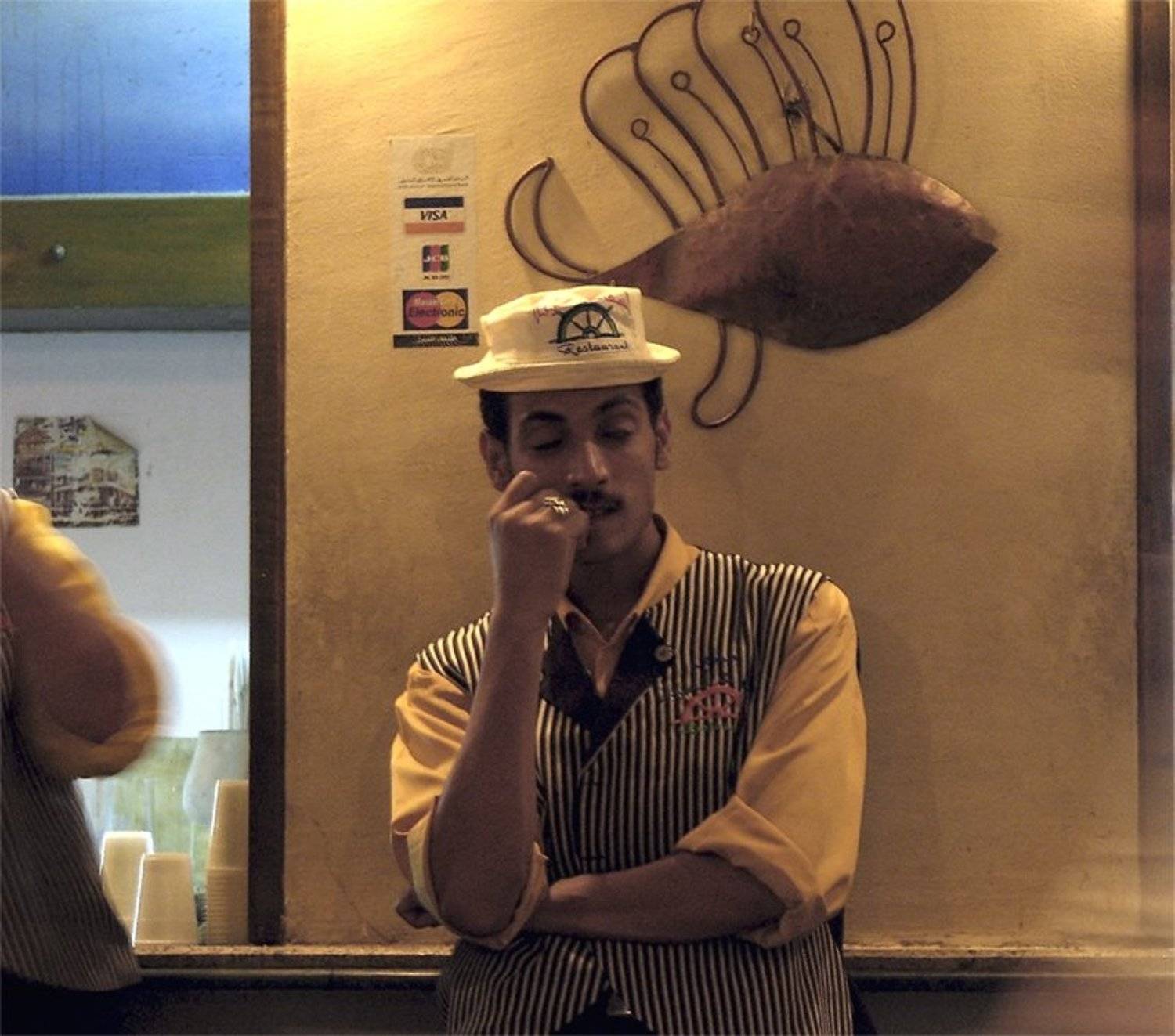 Будни официанта. Автор: Лунный Ежик , Лунный Ежик