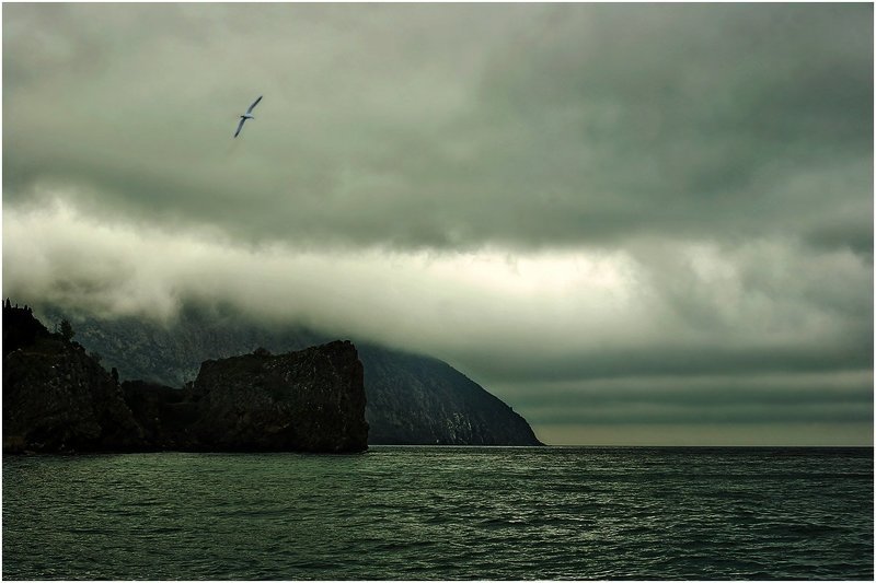 Низкая облачностьphoto preview