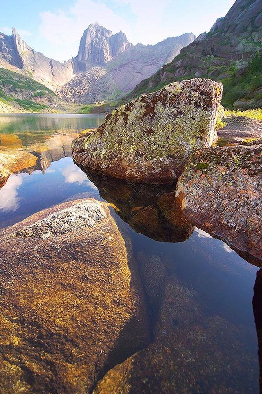 вода, скалы, камни Ергаки. Озеро Горных Духов.photo preview