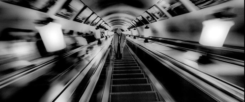 метро,город,москва,подземка из под земли...photo preview