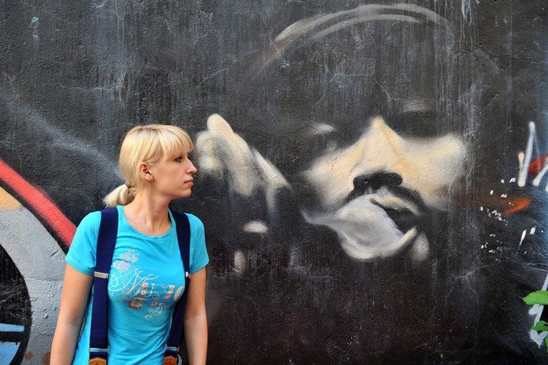 Юля и дымокphoto preview