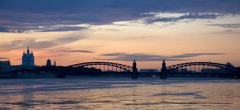 смоьный собор,нева,большеохтинский мост,закат,небо Вечерняя прохлада на Невеphoto preview