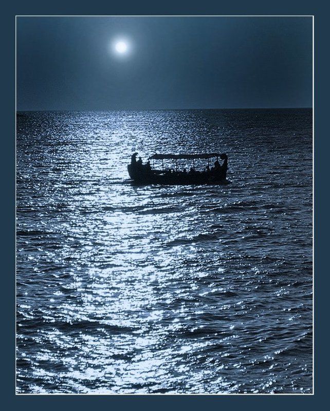 море , крым Лунный деньphoto preview