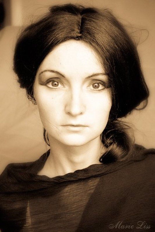 li, girls, onecolor photo preview