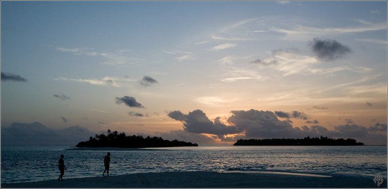 мальдивы острова люди закат Мальдивы, закат ...photo preview