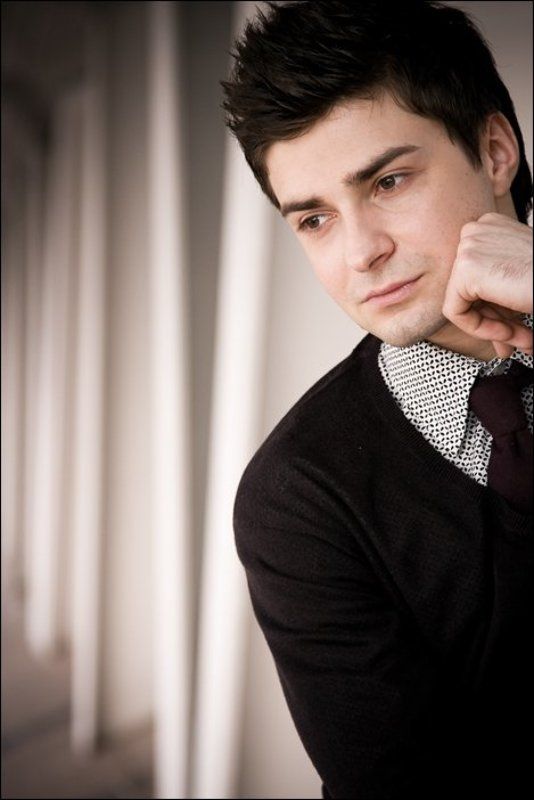 портрет, артем Артемphoto preview