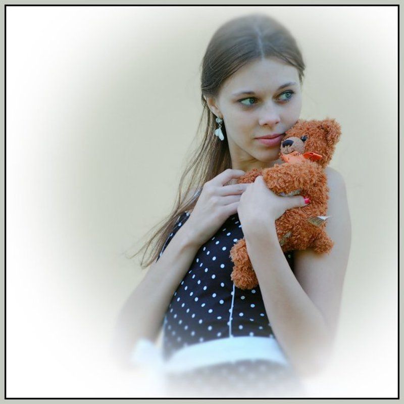 лиза, мишка, игрушка Все равно его не брошу...потому что он хороший...photo preview