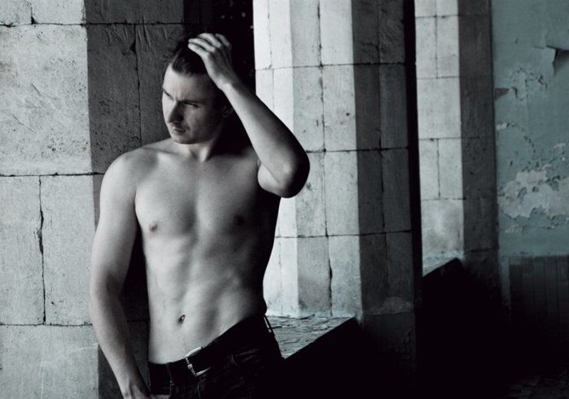 dark insidephoto preview