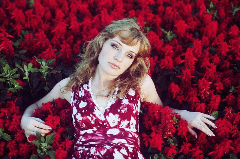 lady in redphoto preview