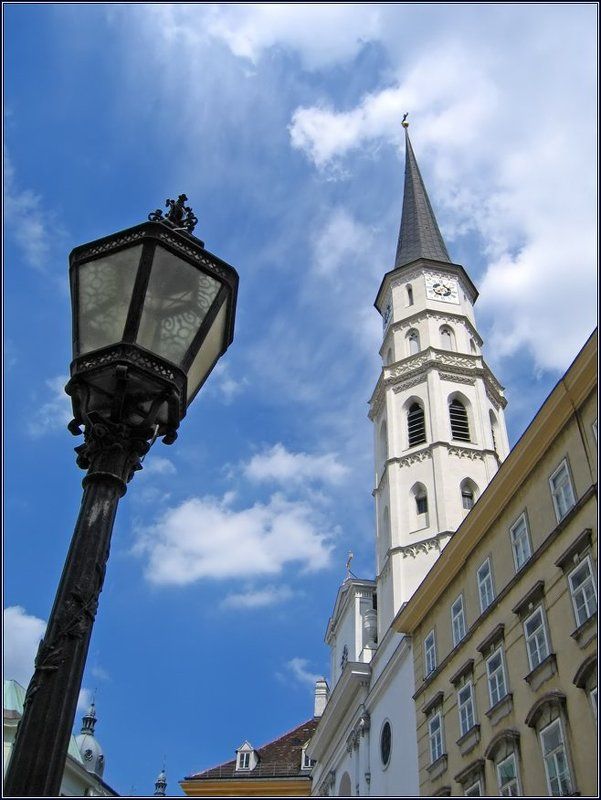 австрия, вена, фонарь Изящный соперник фото превью