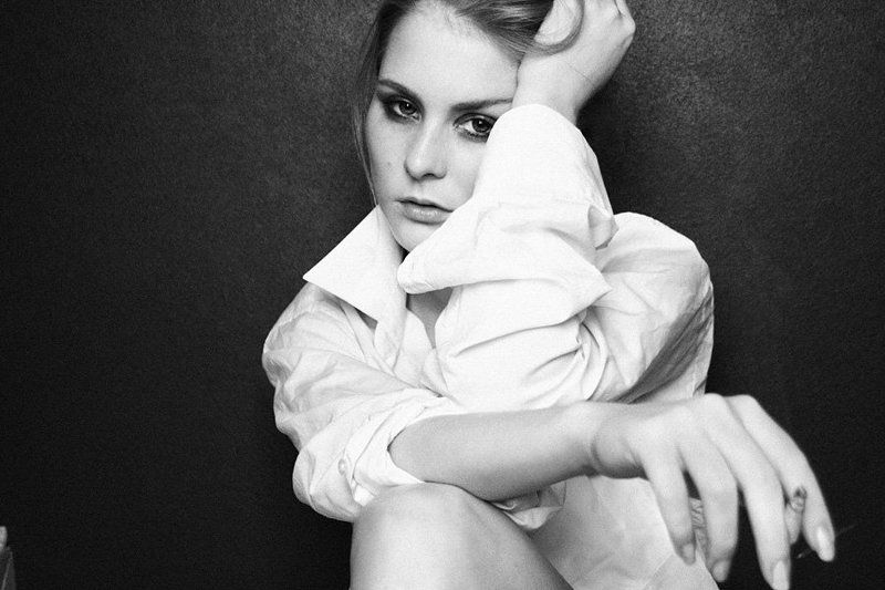 арина ещеphoto preview