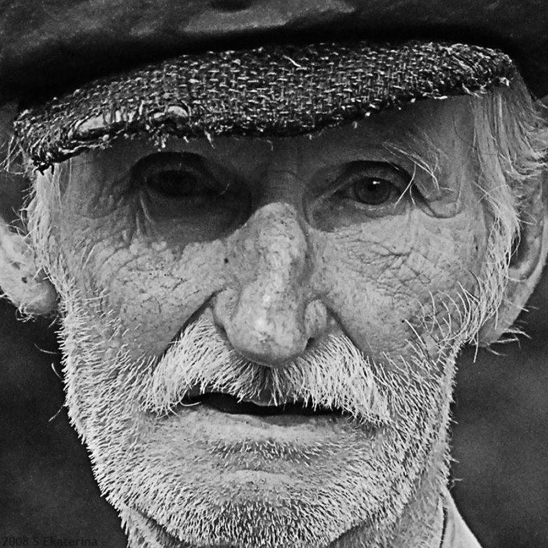 седины, дед, морщины сосед через четыре домаphoto preview