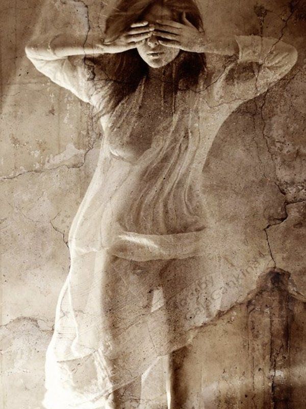 с широко закрытыми глазами...photo preview